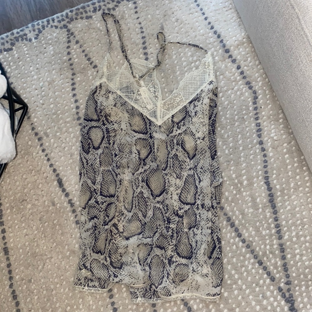 Tank top. Flowy